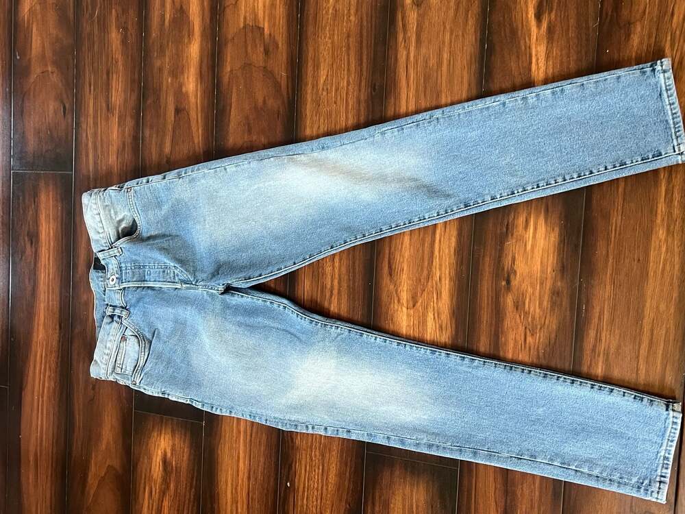 H&M &Denim Relaxed Skinny Tapered Leg Light Wash Jeans